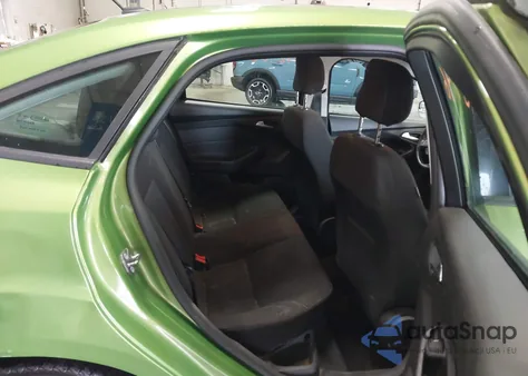 2018 Ford Focus Se из США, поврежденный, VIN 1FADP3F26JL264174